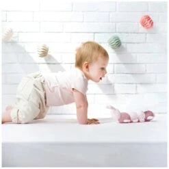 NATTOU Lapidou Chenille D'activités -Nattou 550Wx550H 5414673877152 3